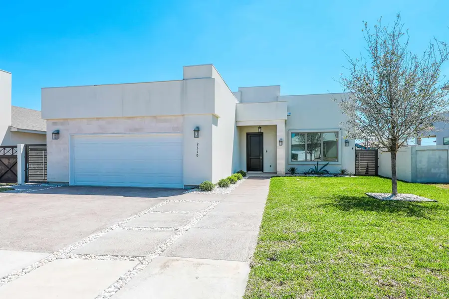 2319 Palos Lp, Laredo, TX 78041-5940 - #2