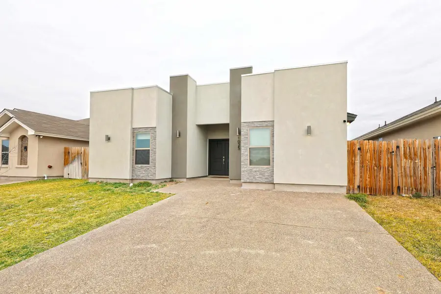 1025 La Muralla St, Laredo, TX 78046 - #3