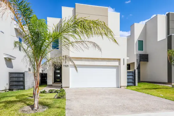 7525 Cresta Bella Street, LAREDO, TX 78041