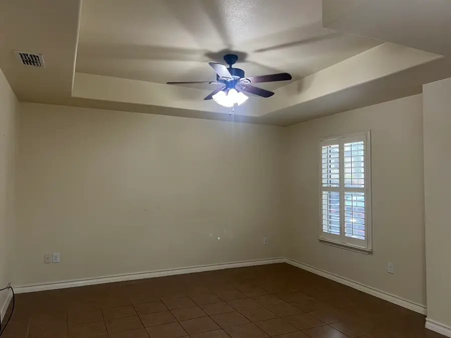 1014 Ranchway Dr, Laredo, TX 78045-8071 - #3