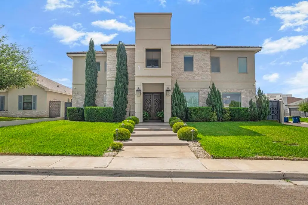 2801 Mario Puzo Dr, Laredo, TX 78041 - #1