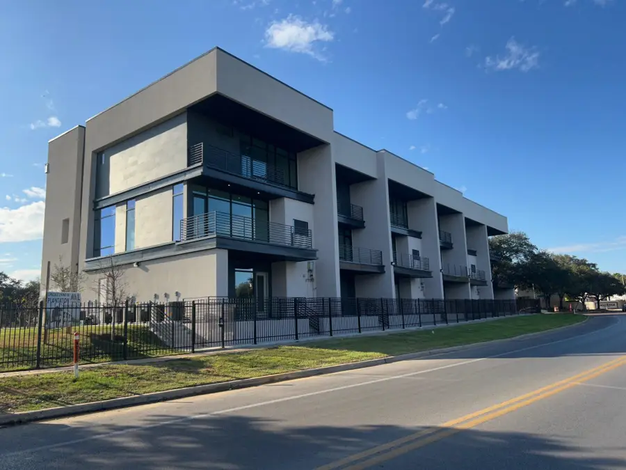 8120 Stillmeadow Ct, Laredo, TX 78045 - #2