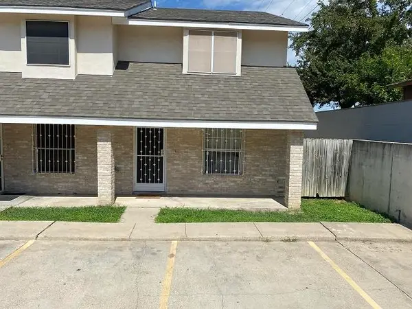 8911 McPherson Rd, Laredo, TX 78045