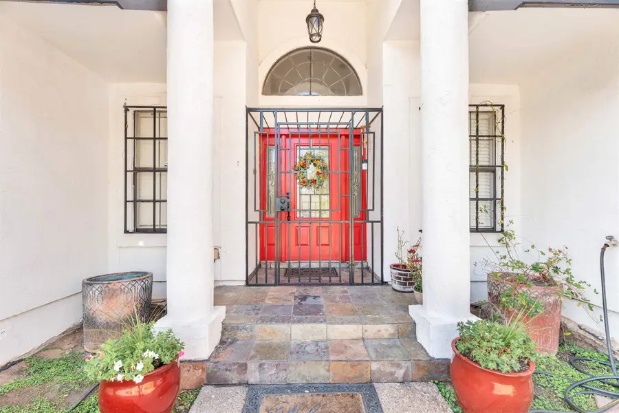 4101 Toluca St, Laredo, TX 78046 - #2