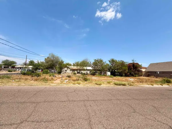 1020 Jackson St, Laredo, TX 78041