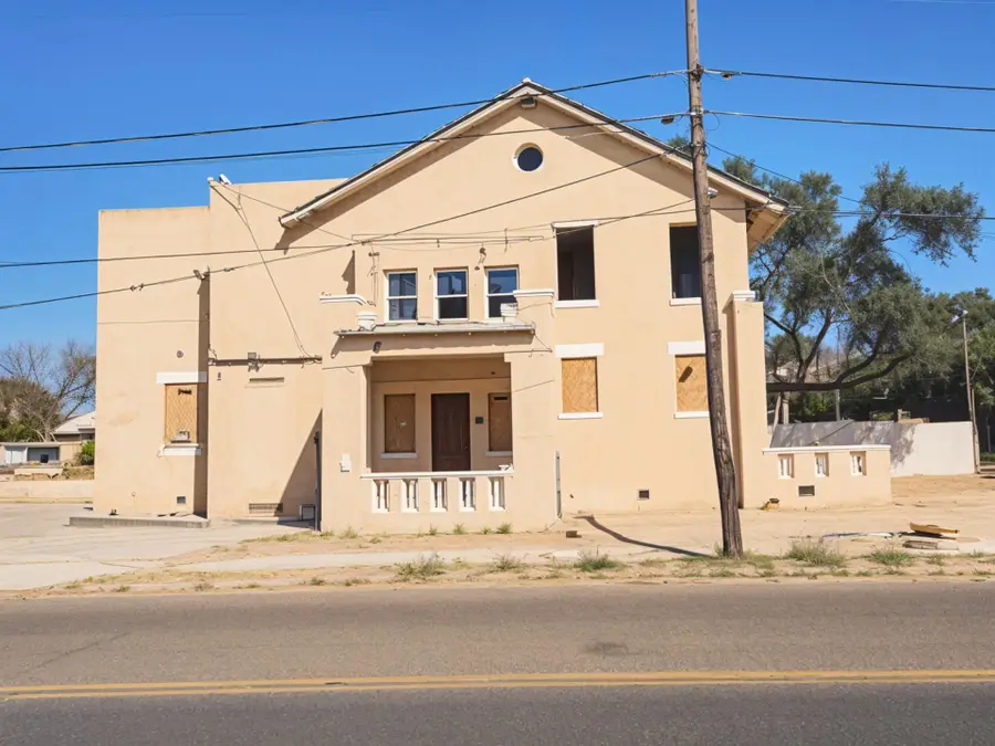 1718 Victoria St, Laredo, TX 78040 - #2