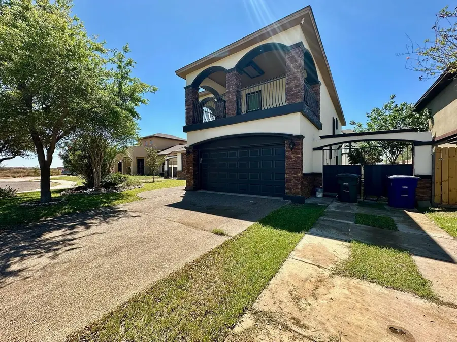 617 Cowbird Cove Ct, Laredo, TX 78046 - #2