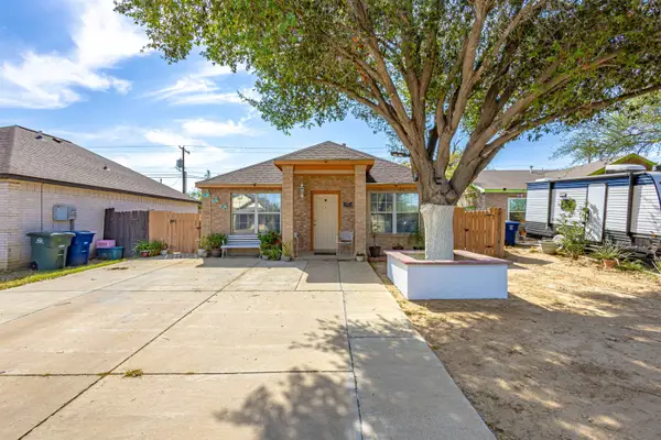 2912 Nottingham Dr, Laredo, TX 78043