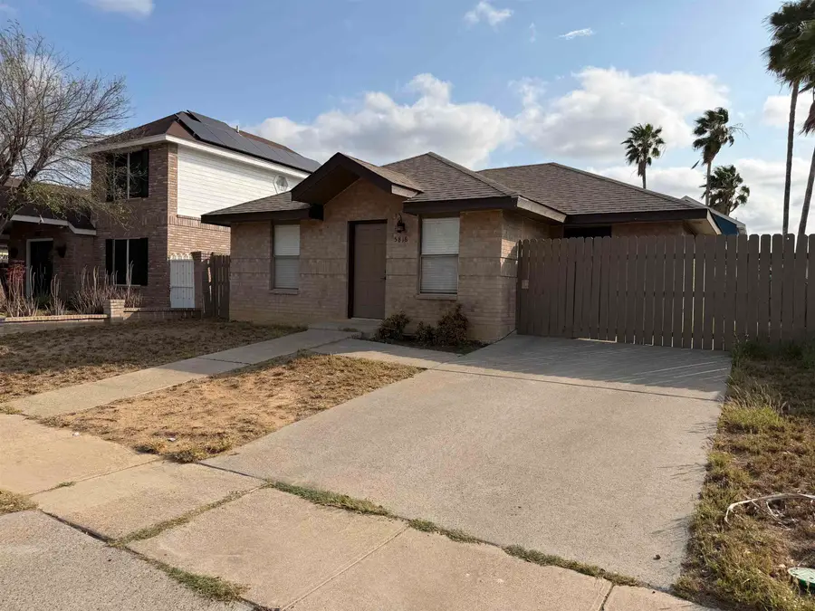 5816 Longoria Lp, Laredo, TX 78041 - #2