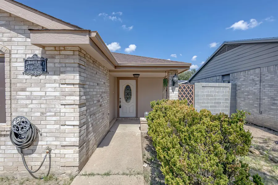 1416 Road Runner St, Laredo, TX 78045 - #2