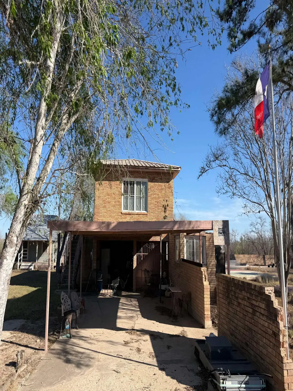 1023 Avenue G, Bruni, TX 78355 - #1