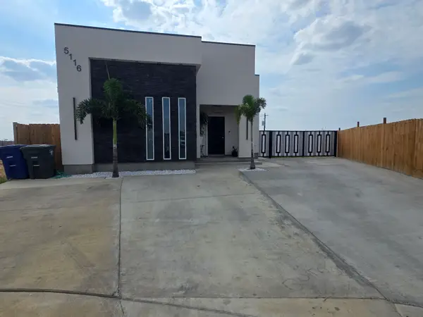 5116 Plasencia Ln., LAREDO, TX 78046