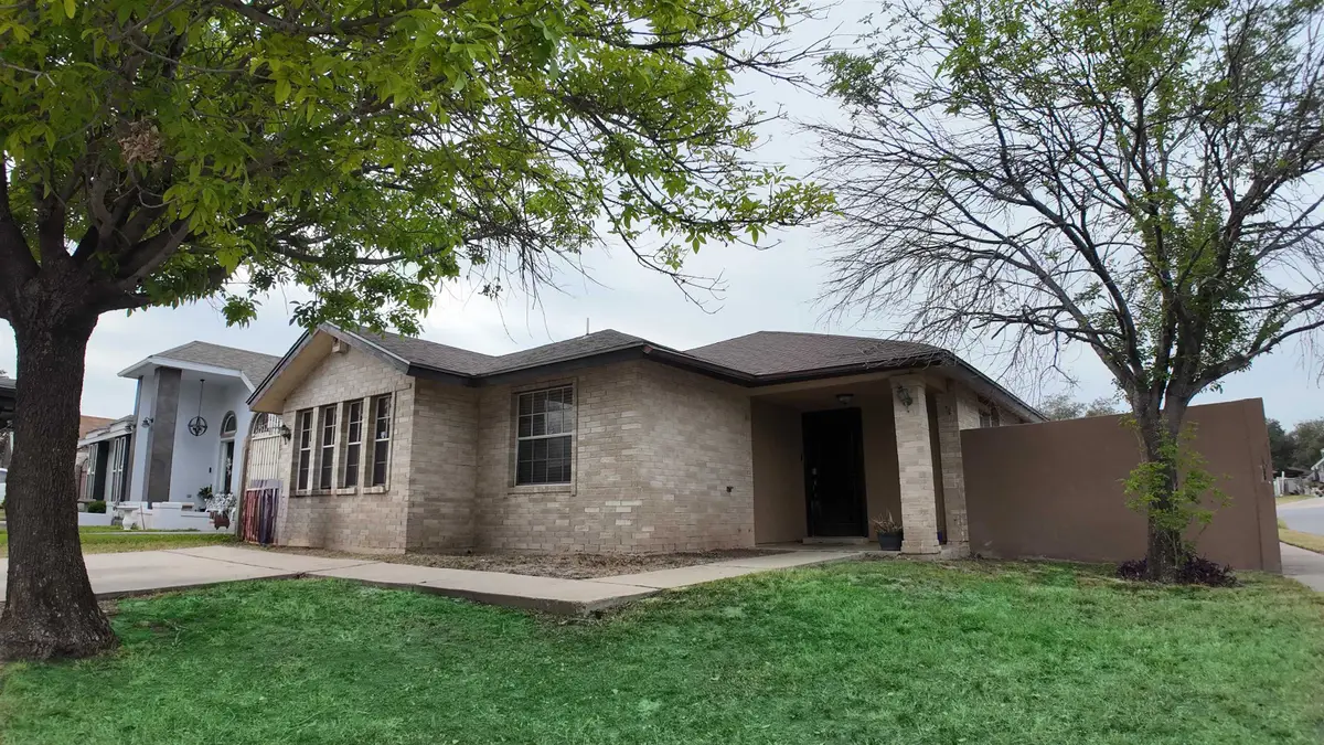 1520 Pintail St, Laredo, TX 78045 - #1