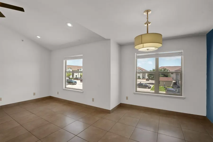 7607 King Arthurs Ct, Laredo, TX 78041 - #3