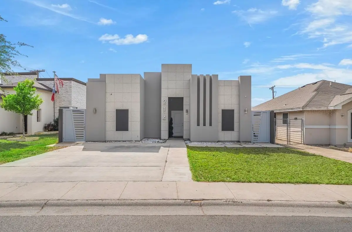 214 Salamanca Ave, Laredo, TX 78046 - #1