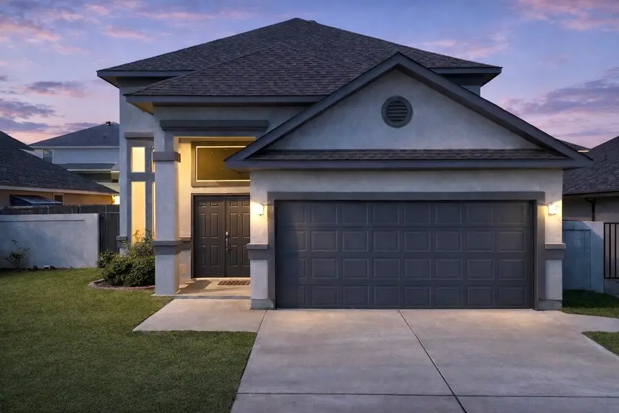 330 Altozano Dr, Laredo, TX 78045 - #2