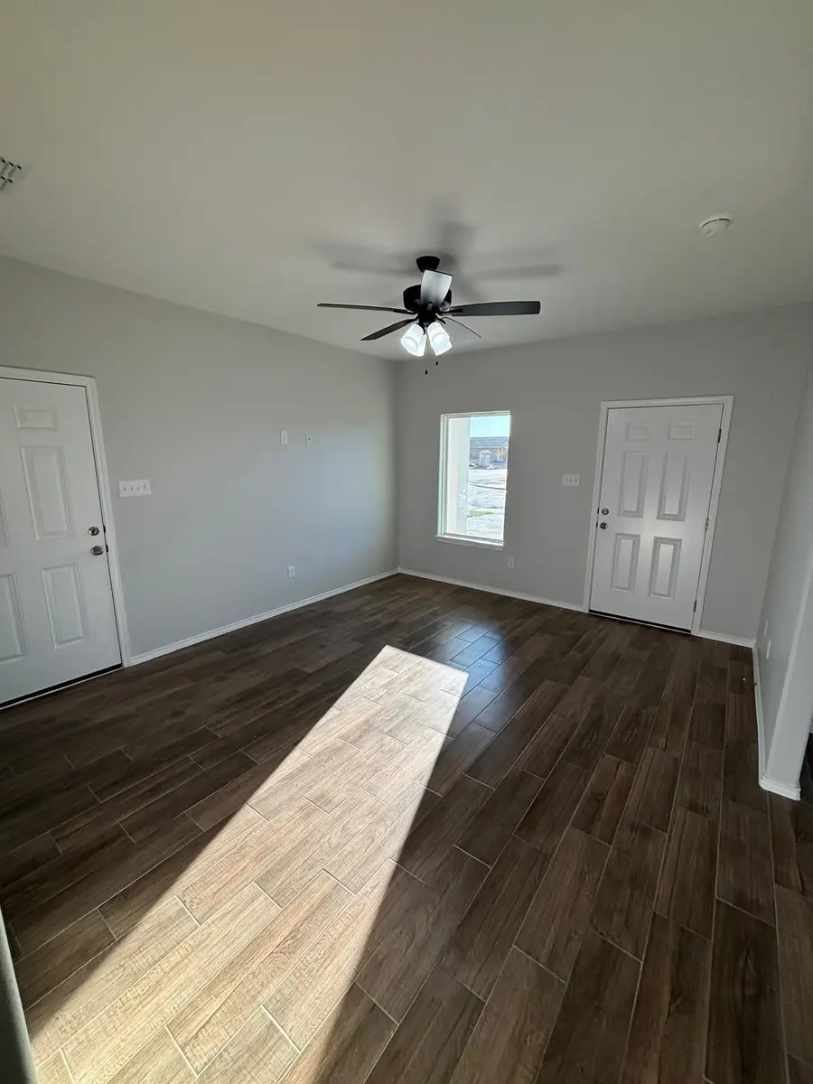 5807 Colegio Ln., Laredo, TX 78046-0000 - #2