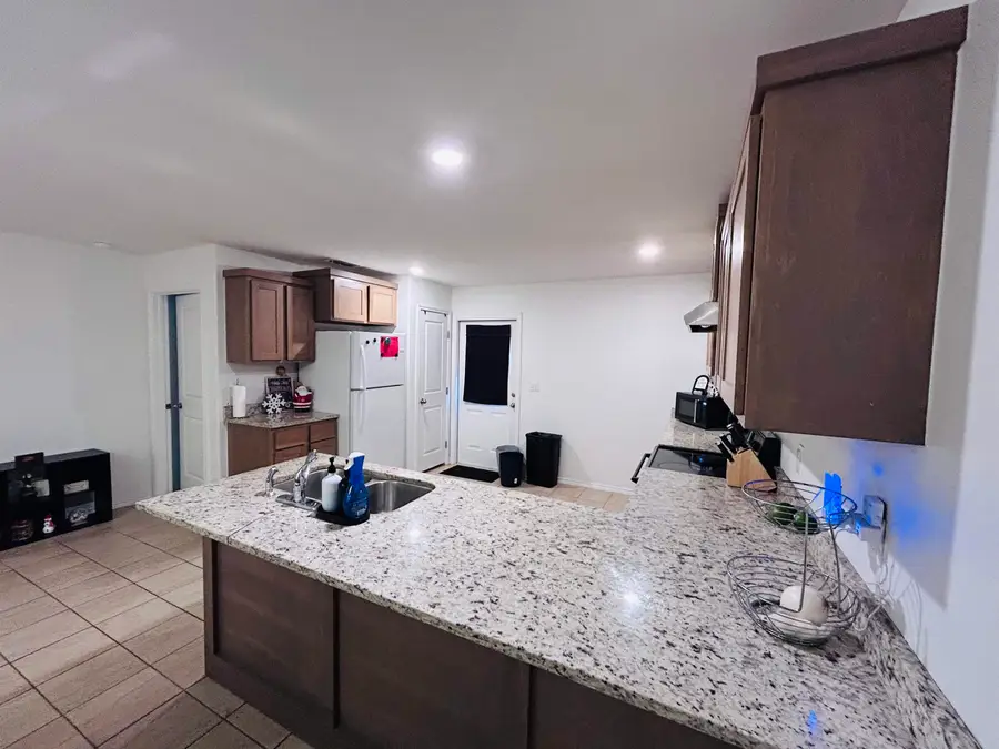 2201 Mango Rd., Laredo, TX 78046 - #3