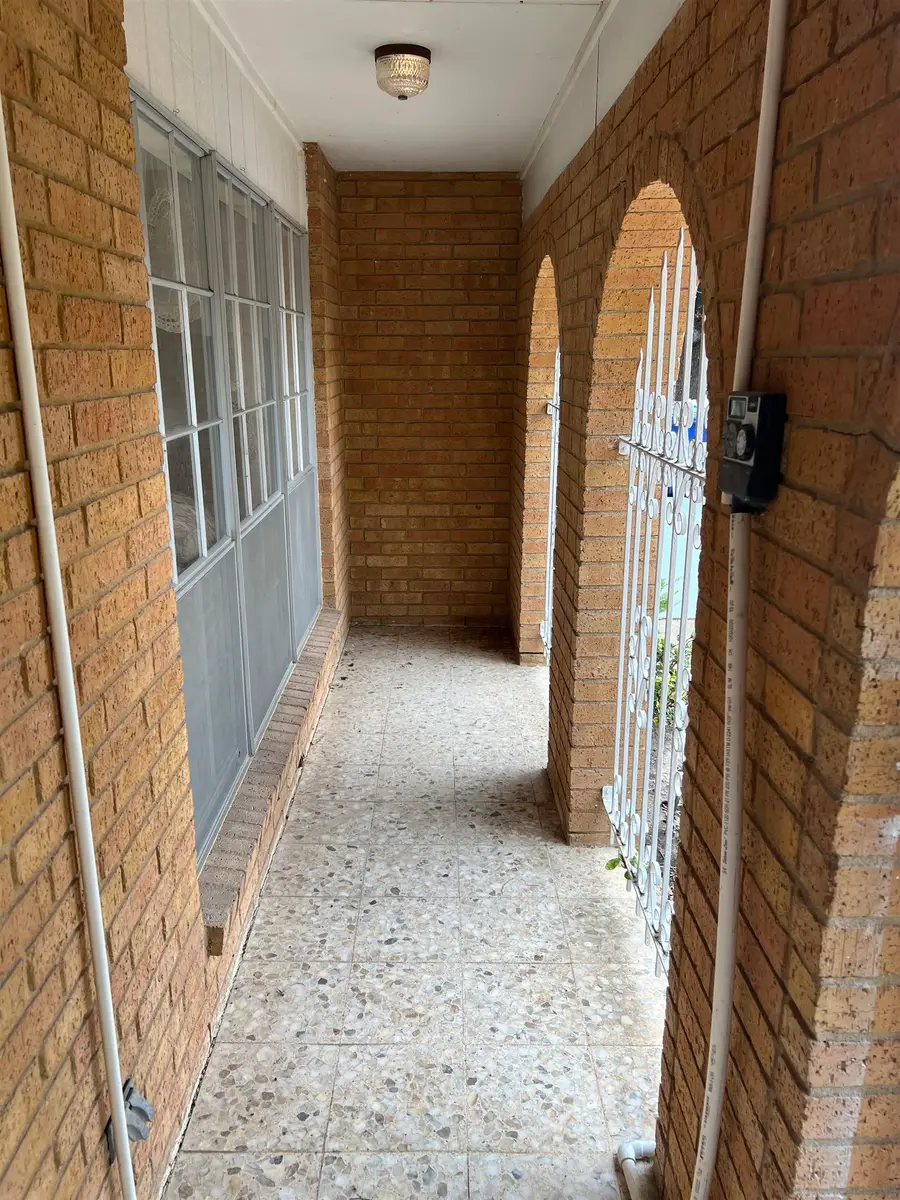 1105 Andrew Ave, Laredo, TX 78045 - #3