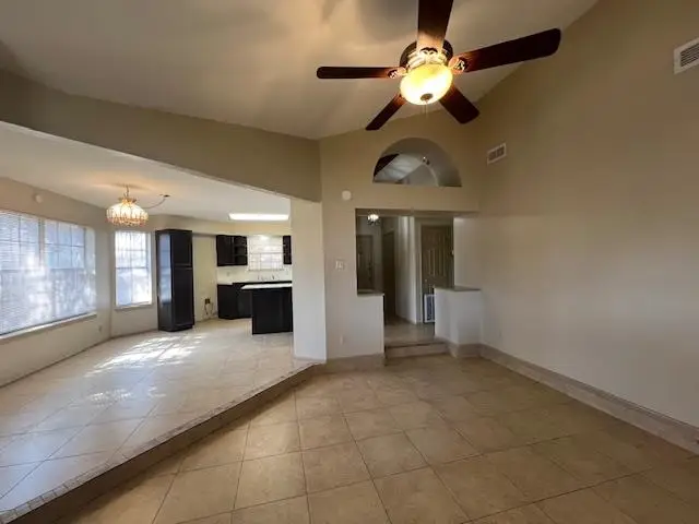 8635 Oakridge Lp, Laredo, TX 78045 - #2