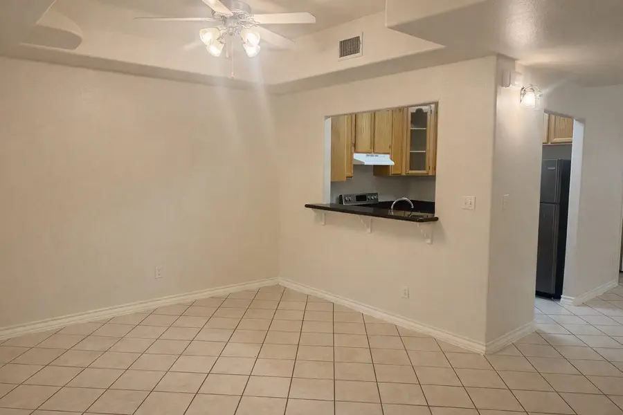 1000 Ranchway Dr, Laredo, TX 78045 - #3