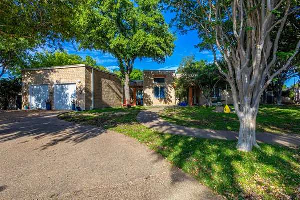 114 Redwing Ct, Laredo, TX 78045
