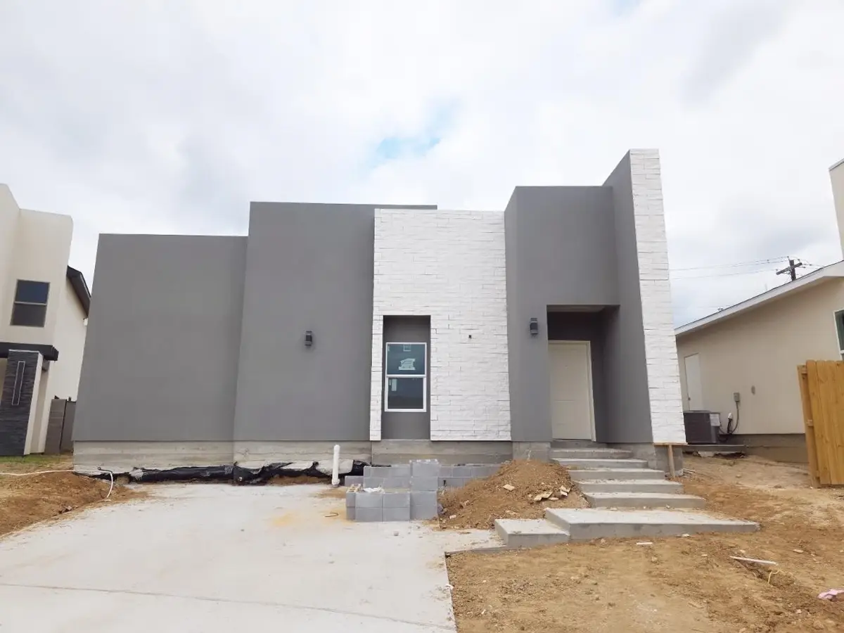 5004 Cherimoya Ln., Laredo, TX 78046 - #1