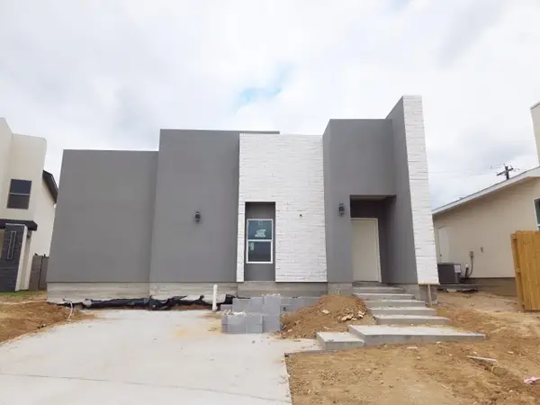 5004 Cherimoya Ln., LAREDO, TX 78046