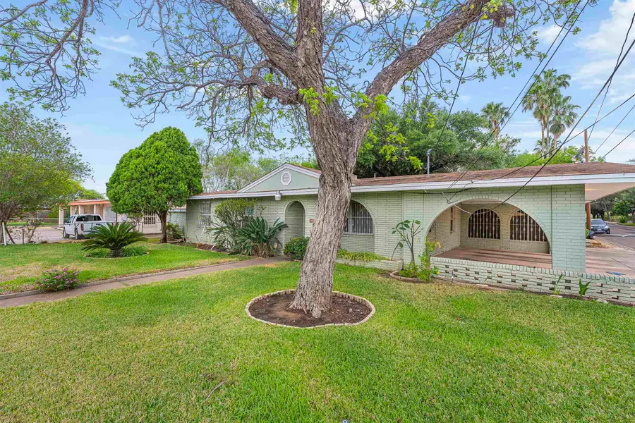 1920 N Arkansas Ave, Laredo, TX 78043 - #2