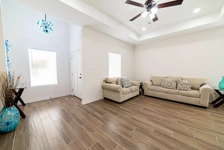 5703 St Elias Ln, Laredo, TX 78046 - #3