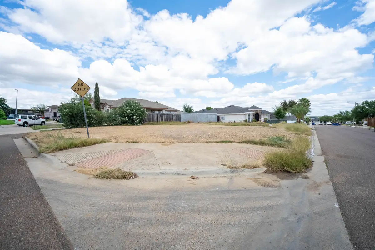 101 St Hunna Ct, Laredo, TX 78045-807 - #1