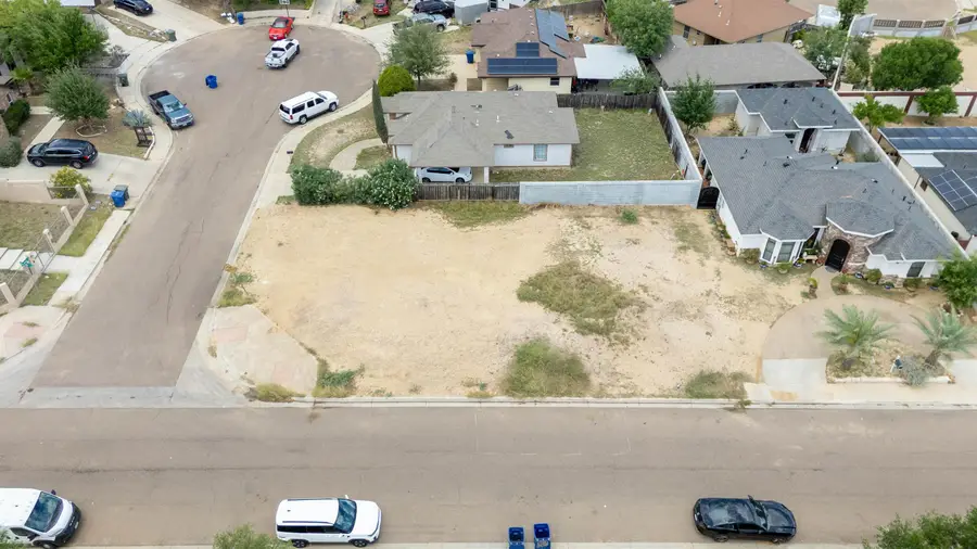 101 St Hunna Ct, Laredo, TX 78045-807 - #2