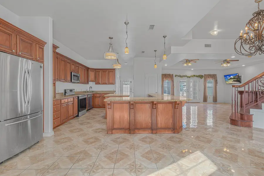 245 Lake Powell Dr, Laredo, TX 78045 - #3