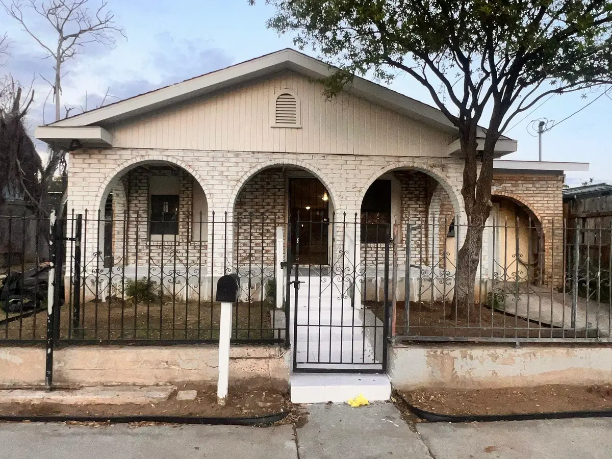 3509 Springfield Ave, Laredo, TX 78040 - #1