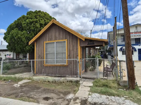 2215 San Dario Ave, LAREDO, TX 78040