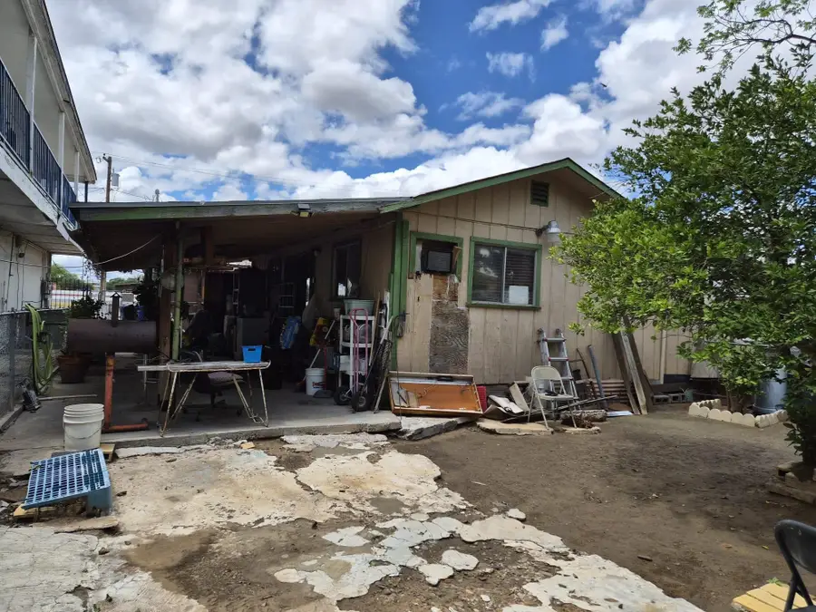 2215 San Dario Ave, Laredo, TX 78040 - #3