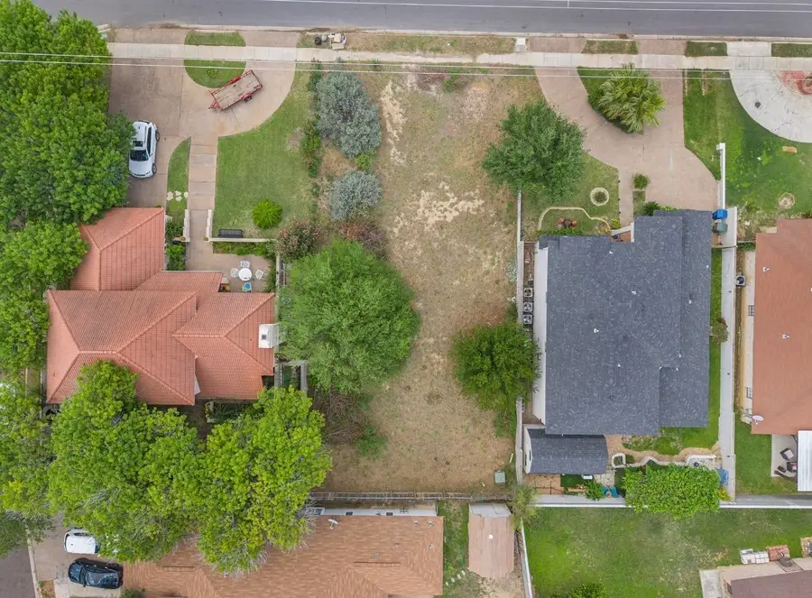 435 Puig Dr, Laredo, TX 78045 - #3