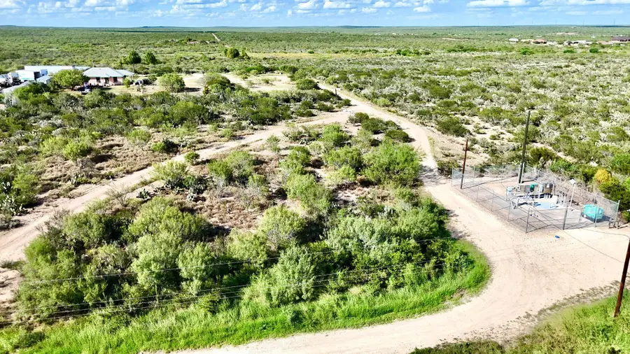 E Paredes, Laredo, TX 78043 - #3