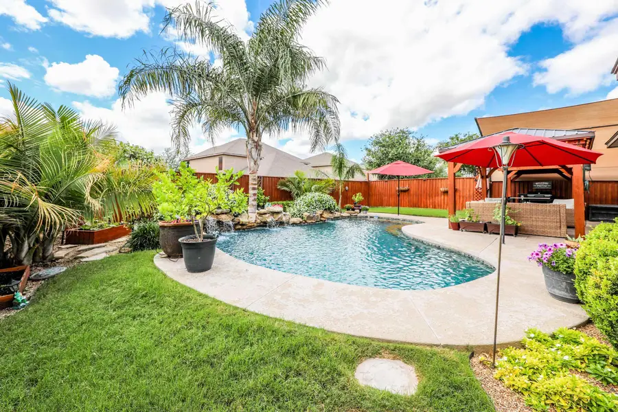 217 Washingtonia Dr, Laredo, TX 78045 - #2