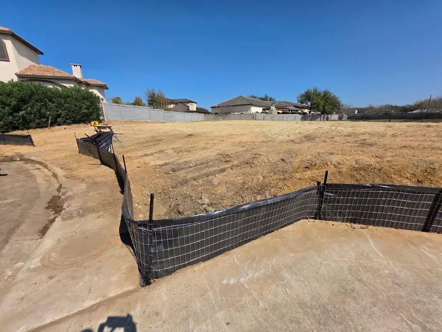 315 Rhone Ln, Laredo, TX 78041 - #3