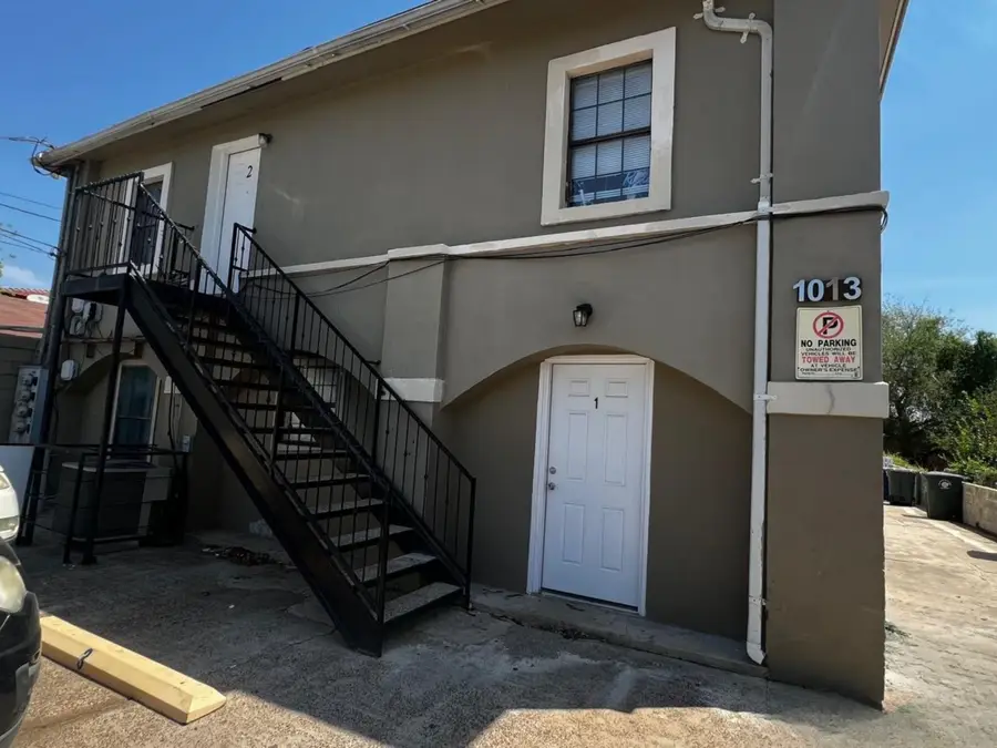 1013 N Canada Ave, Laredo, TX 78043 - #2