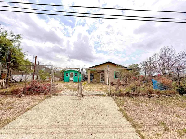 614 Morales, El Cenizo, TX 78046
