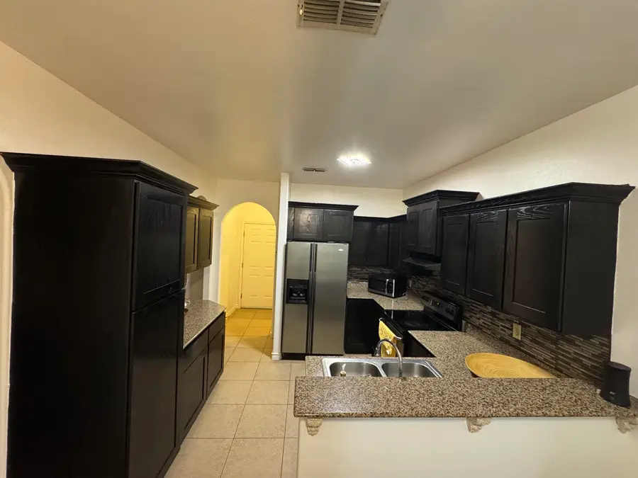 5510 Marble Falls St, Laredo, TX 78046 - #2