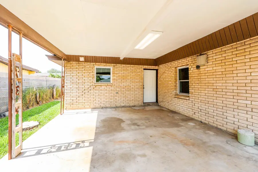 2318 Locust St, Laredo, TX 78045-0000 - #3