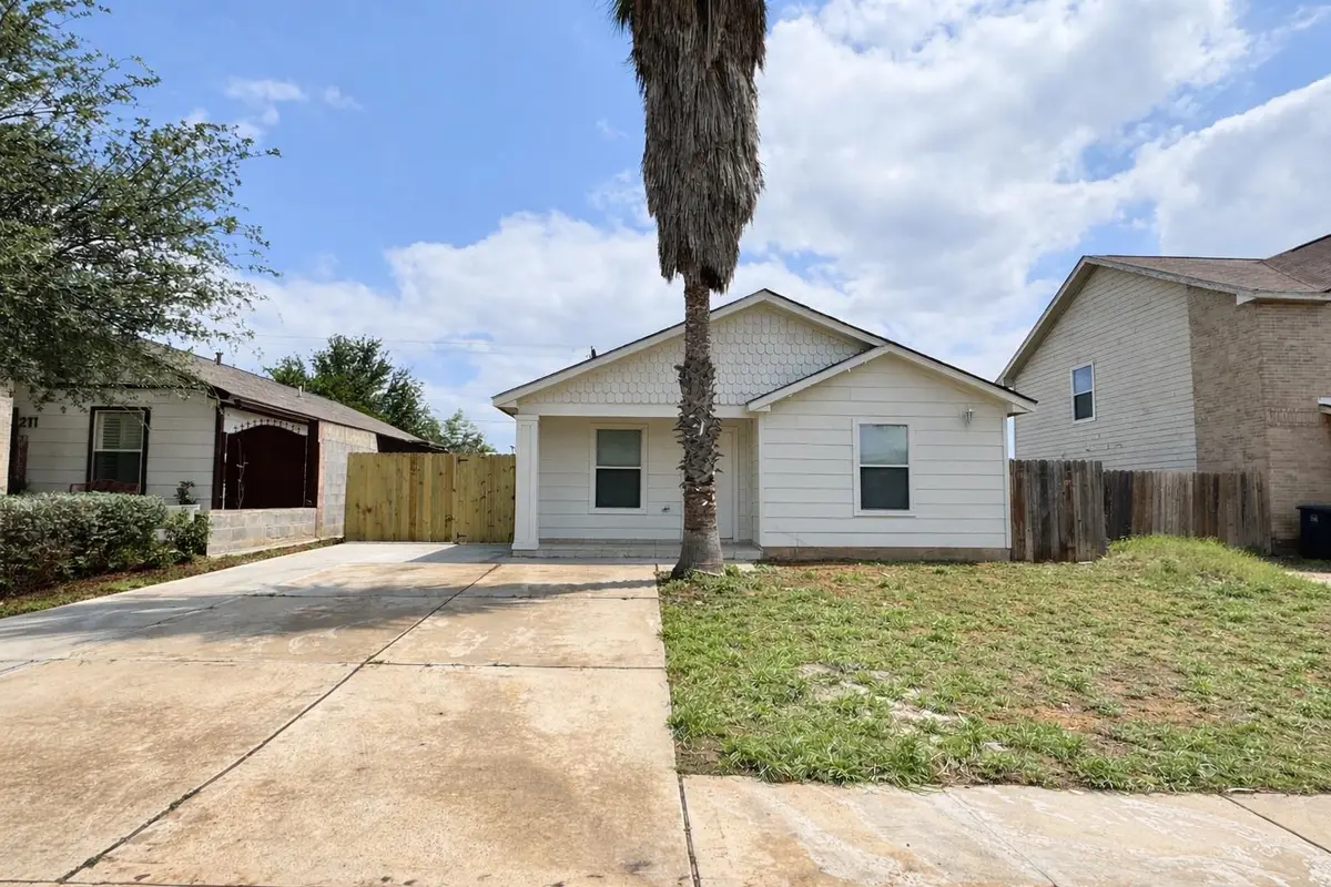 209 Mescalero Dr, Laredo, TX 78045 - #1