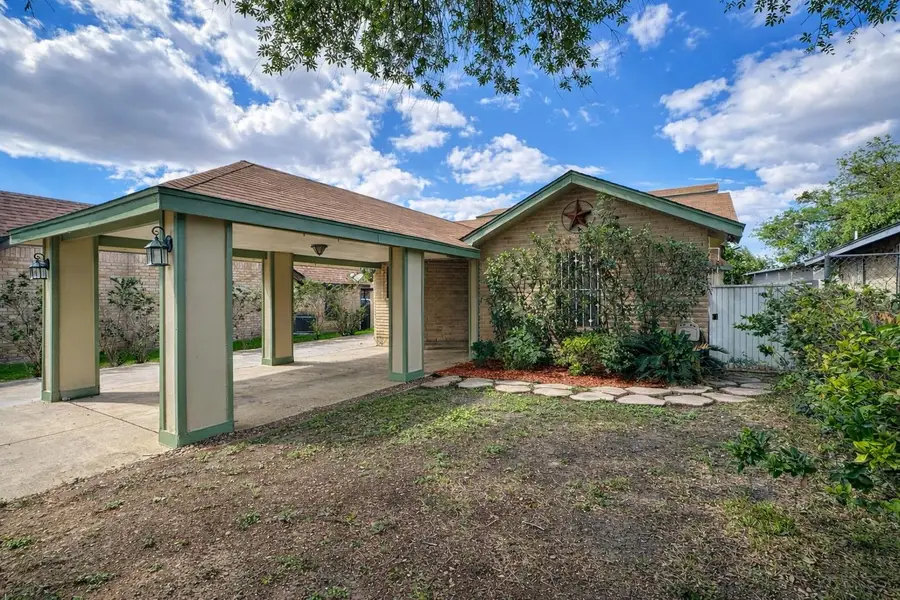 1504 Agave Dr, Laredo, TX 78041 - #2