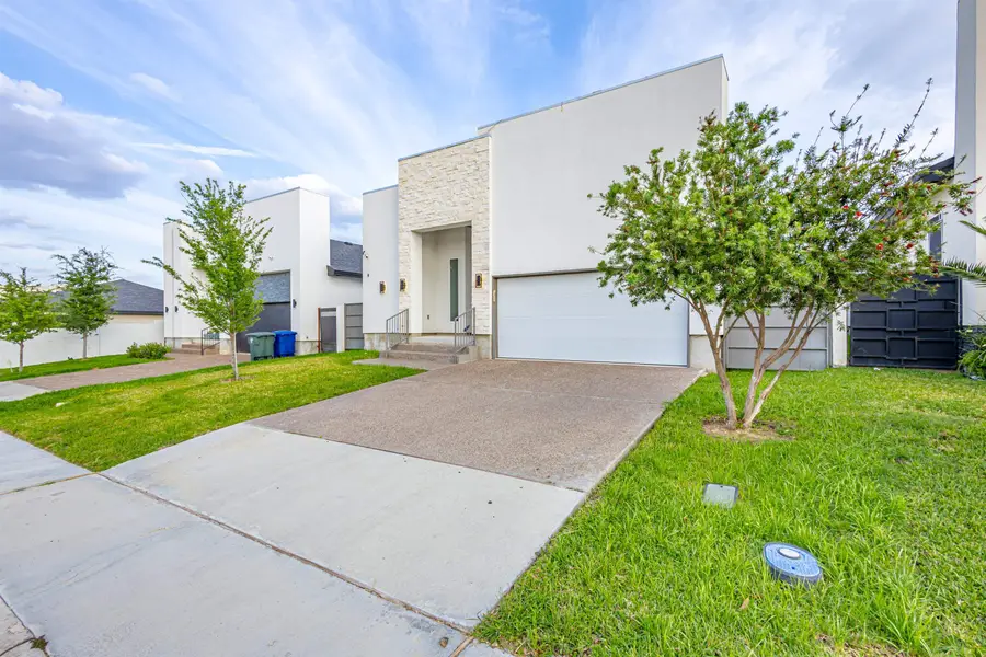 511 Prado Dr, Laredo, TX 78045 - #2