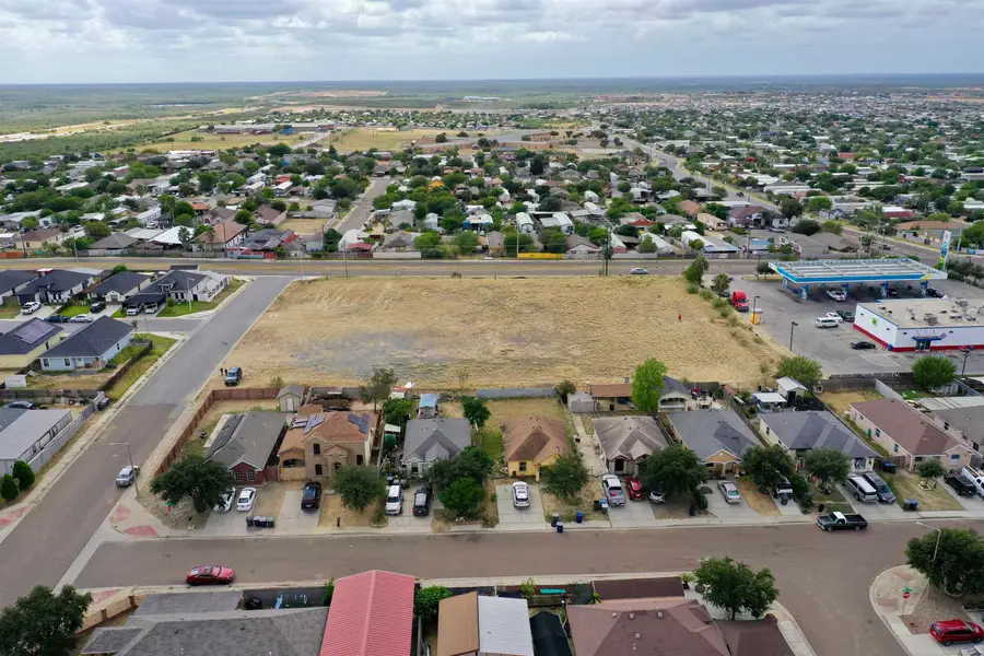 4464 Vientos Rd, Laredo, TX 78046 - #3