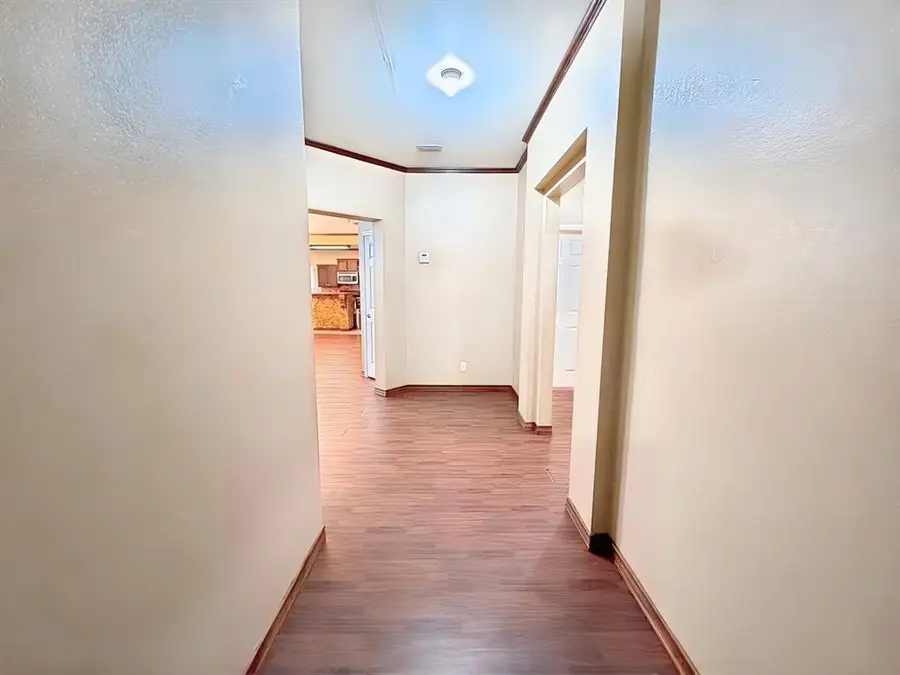 9010 Yale St, Laredo, TX 78045 - #3