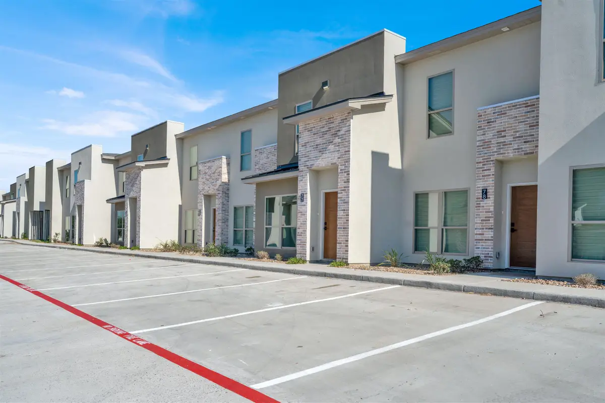 7613 King Arthurs Ct, Laredo, TX 78041 - #1